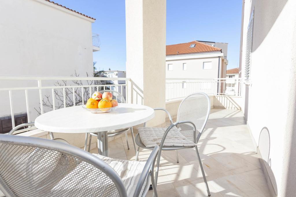 Apartment Nena & Petar Makarska Exterior photo